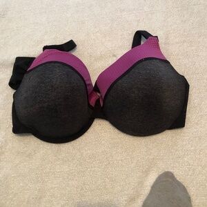 Deesse bra, size 44 D -pink with grey - new or just tried on